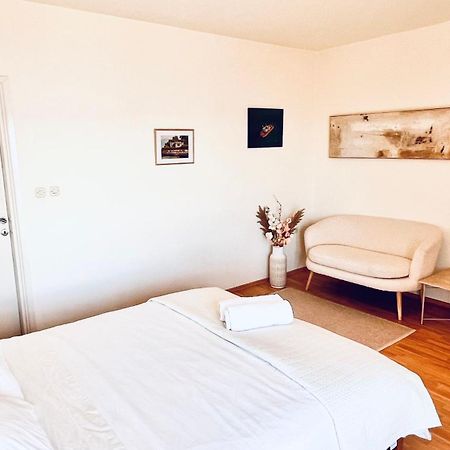 Luxury Beach Villa W Sea Sunset Views シベニク エクステリア 写真