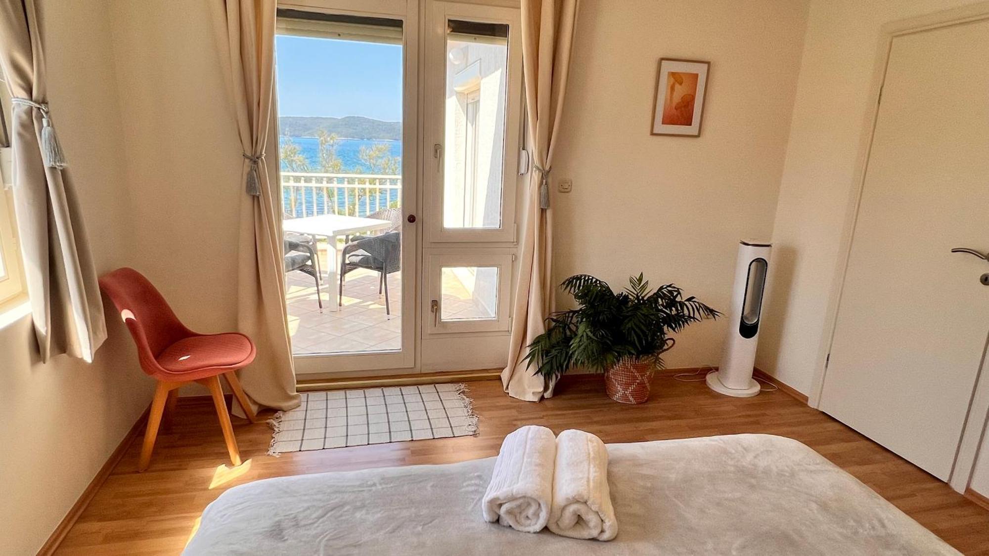 Luxury Beach Villa W Sea Sunset Views シベニク エクステリア 写真