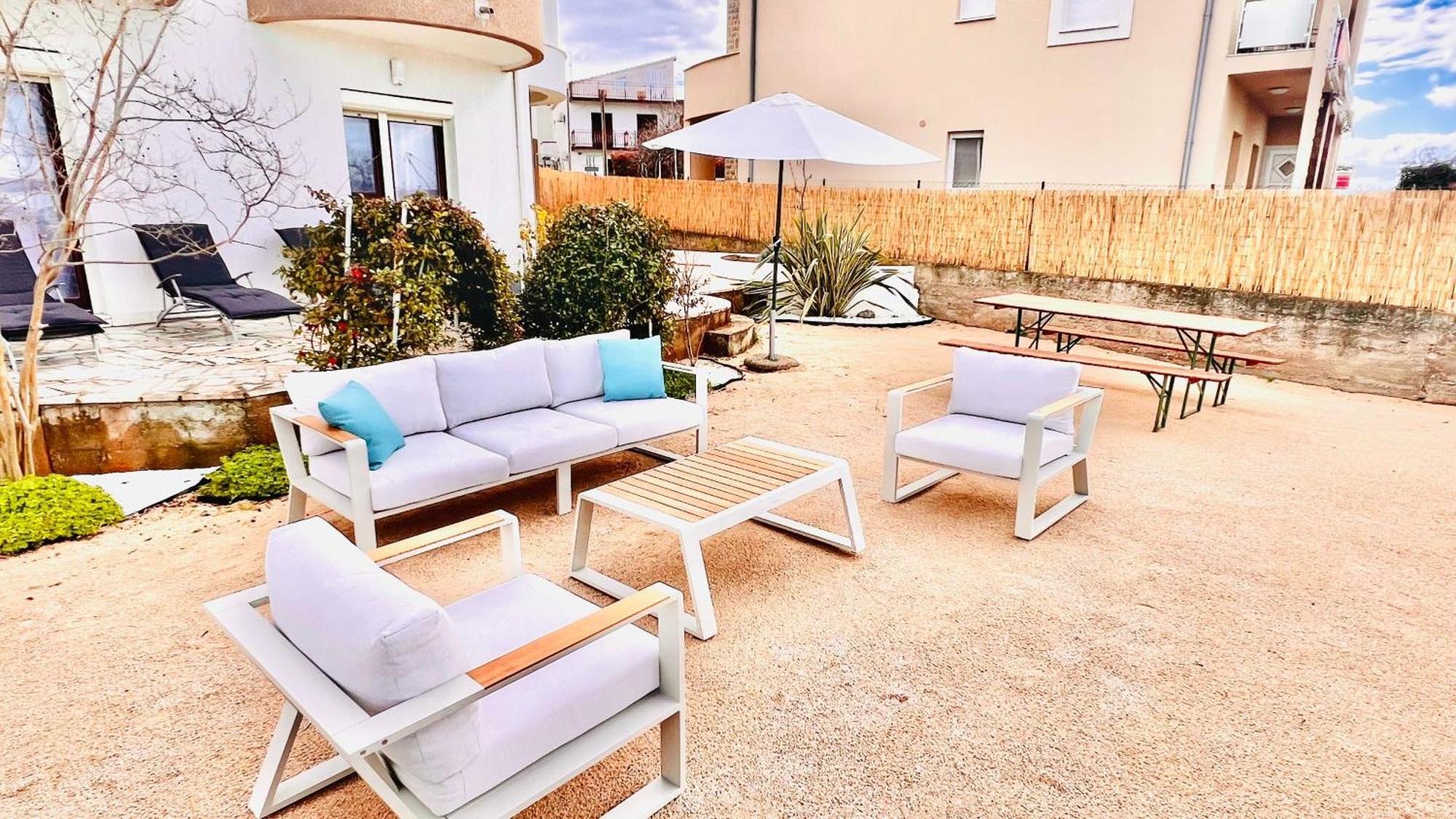 Luxury Beach Villa W Sea Sunset Views シベニク エクステリア 写真