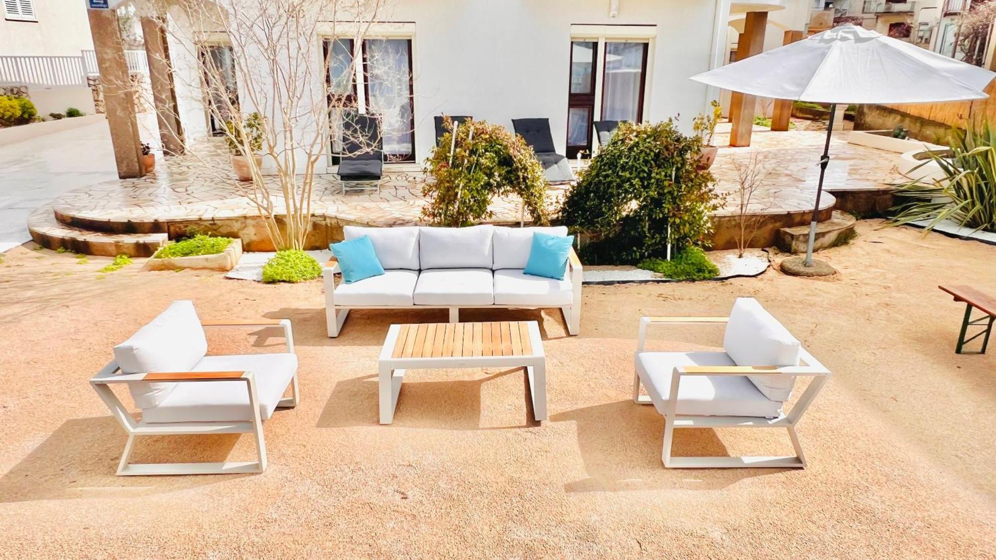 Luxury Beach Villa W Sea Sunset Views シベニク エクステリア 写真