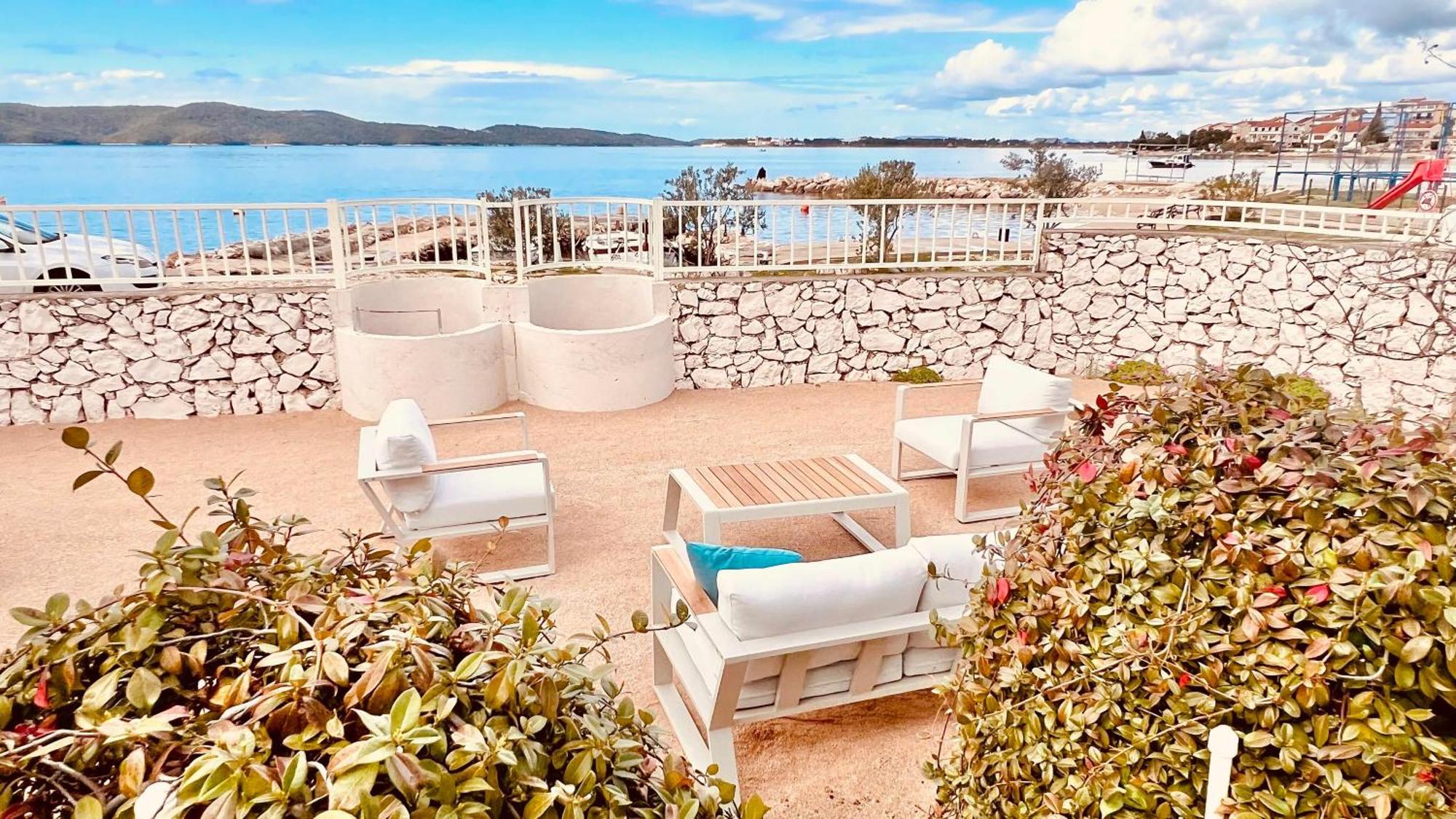 Luxury Beach Villa W Sea Sunset Views シベニク エクステリア 写真