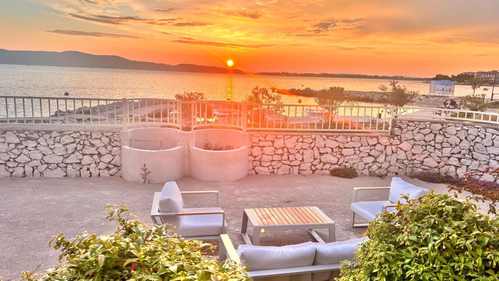 Luxury Beach Villa W Sea Sunset Views シベニク エクステリア 写真